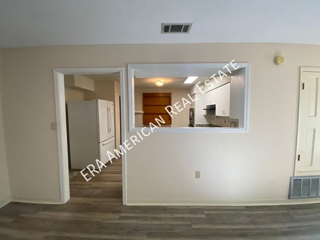 Building Photo - 925 Holbrook Cir