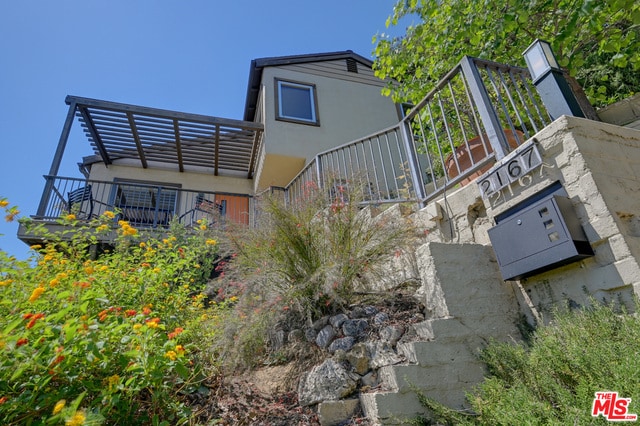 Building Photo - 2167 Broadview Terrace