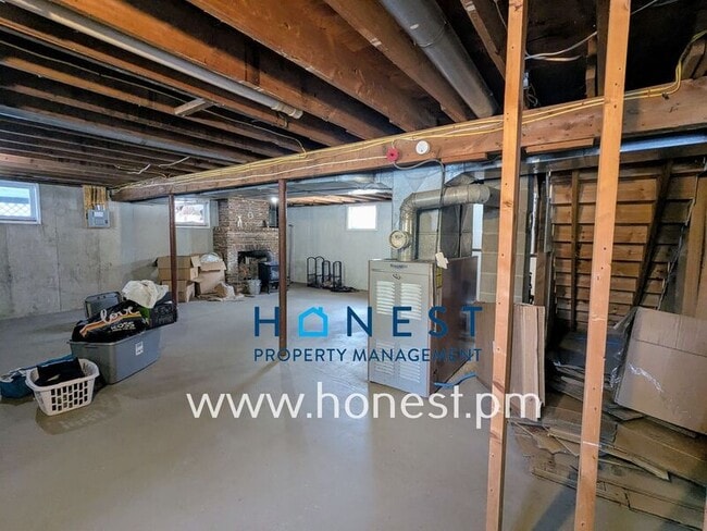 Building Photo - 151 Chimney Rd