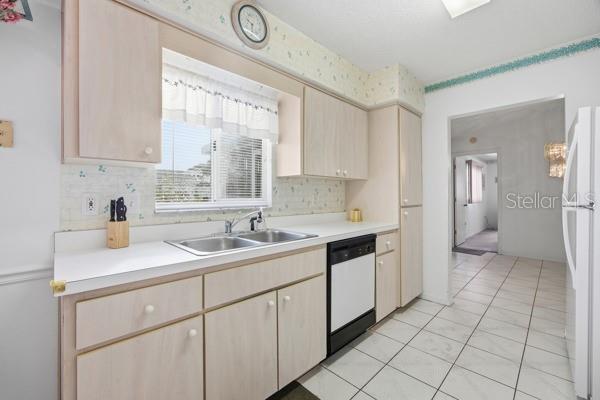 Building Photo - 17831 SE 96th Ave
