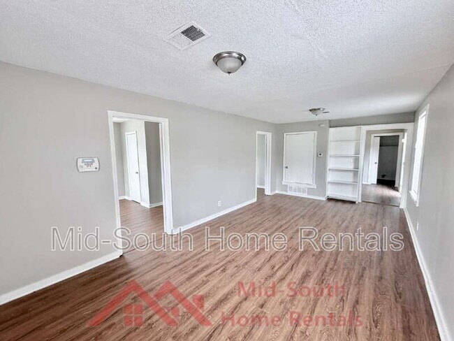 Building Photo - 1545 Patton St