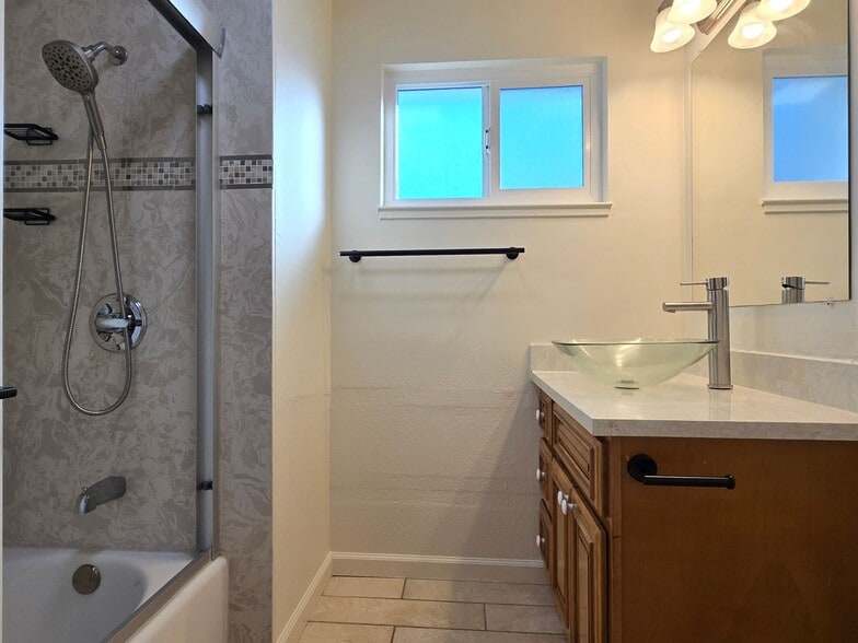 Building Photo - 6134 Franciscan Ct