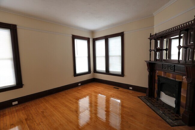 Building Photo - 60 Congress St