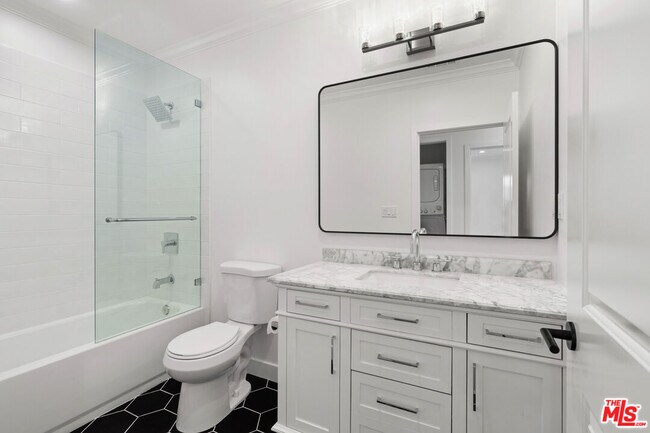 Building Photo - 4493 138th St