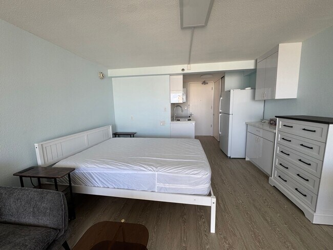 Building Photo - 445 Seaside Ave