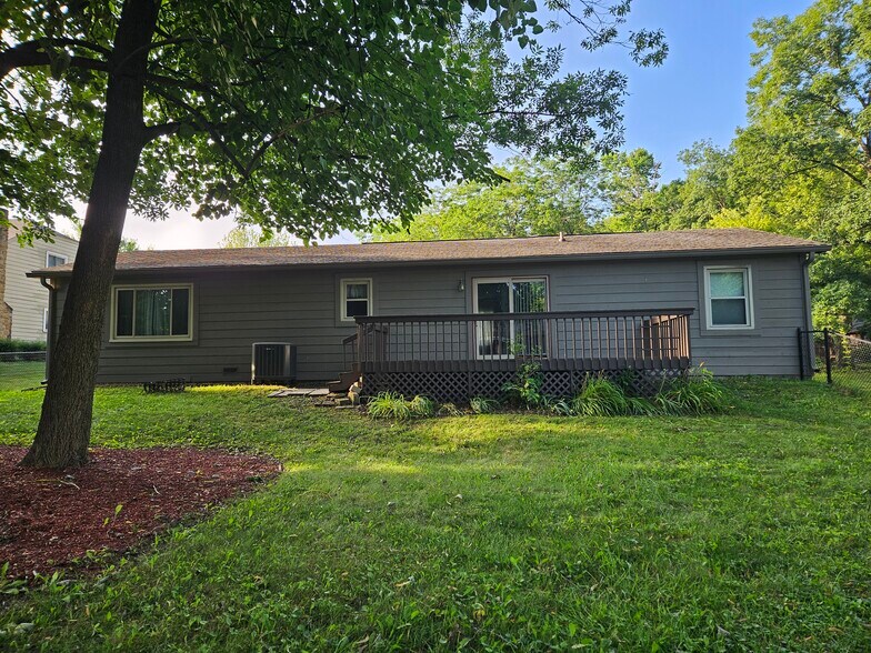 Large Back Deck - 569 Meadow Dr