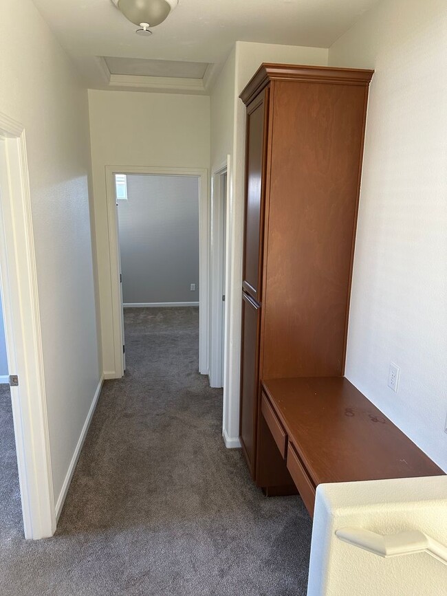 Building Photo - Pleasant 4 Bedroom 2.5 Bath Home Located in the Newer Development of Lavigna