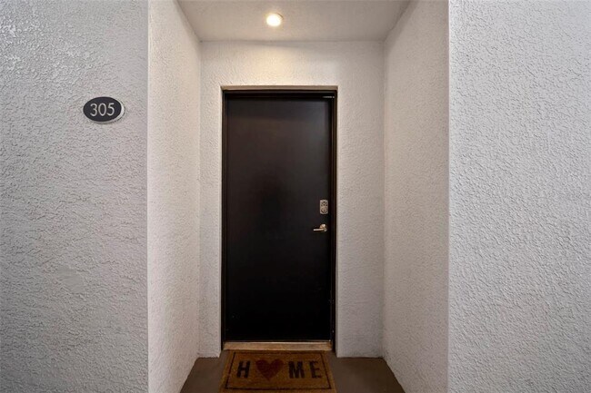 Building Photo - 435 S Oregon Ave