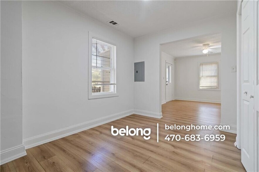 Building Photo - 225 1st St SW