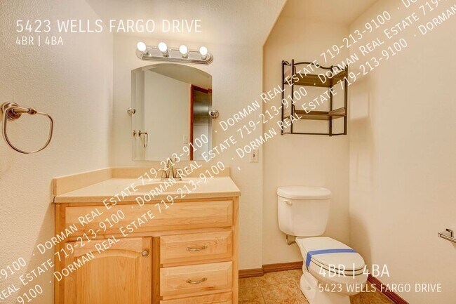 Building Photo - 5423 Wells Fargo Dr W