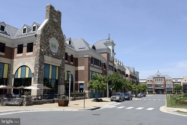 Building Photo - 42211 Yancey Terrace