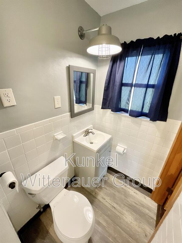 Building Photo - 2249 Wendy Way Dr