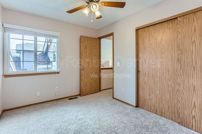 Building Photo - 460 E Arden Cir