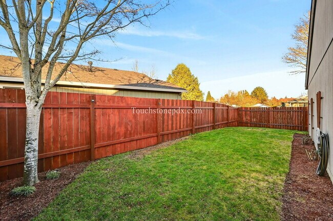 Building Photo - 471 NW 24th St