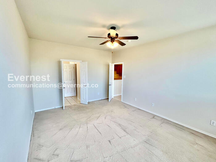 Building Photo - 10009 Bull Run