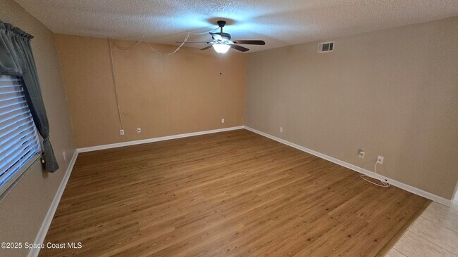 Building Photo - 3213 Murrell Rd