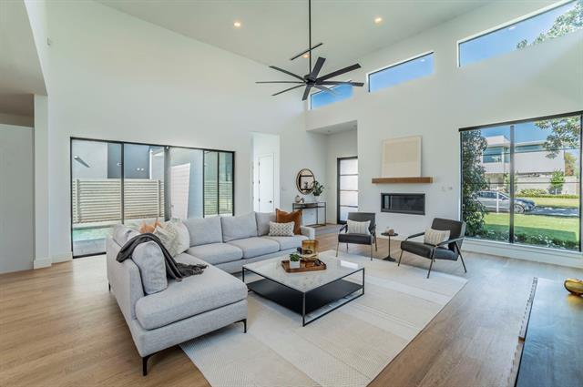 Building Photo - 4826 March Ave