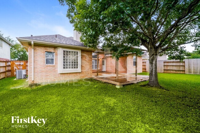 Building Photo - 323 Diamond Bay Dr