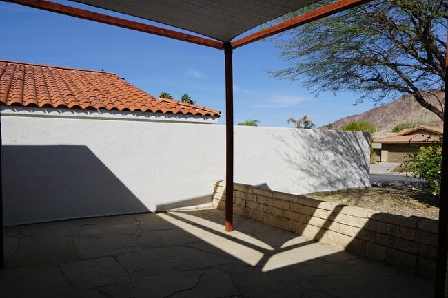 Building Photo - 54865 Avenida Vallejo