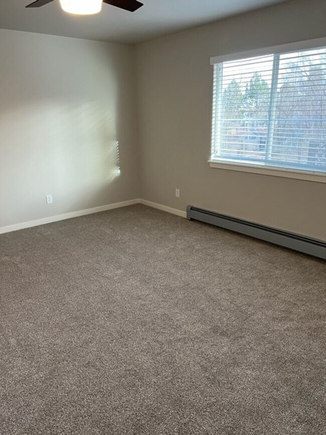 Building Photo - Park Place