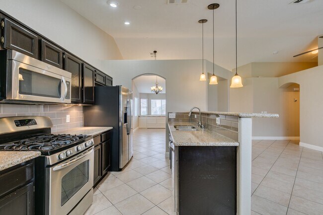 Building Photo - 437 Waterwheel Falls Dr