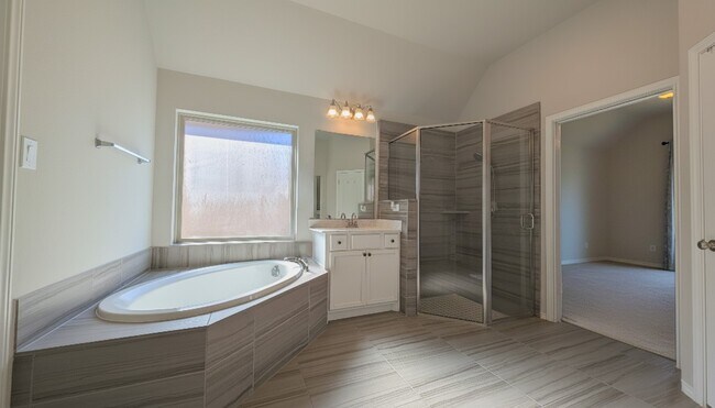 Building Photo - 4540 Mesquite Terrace Dr