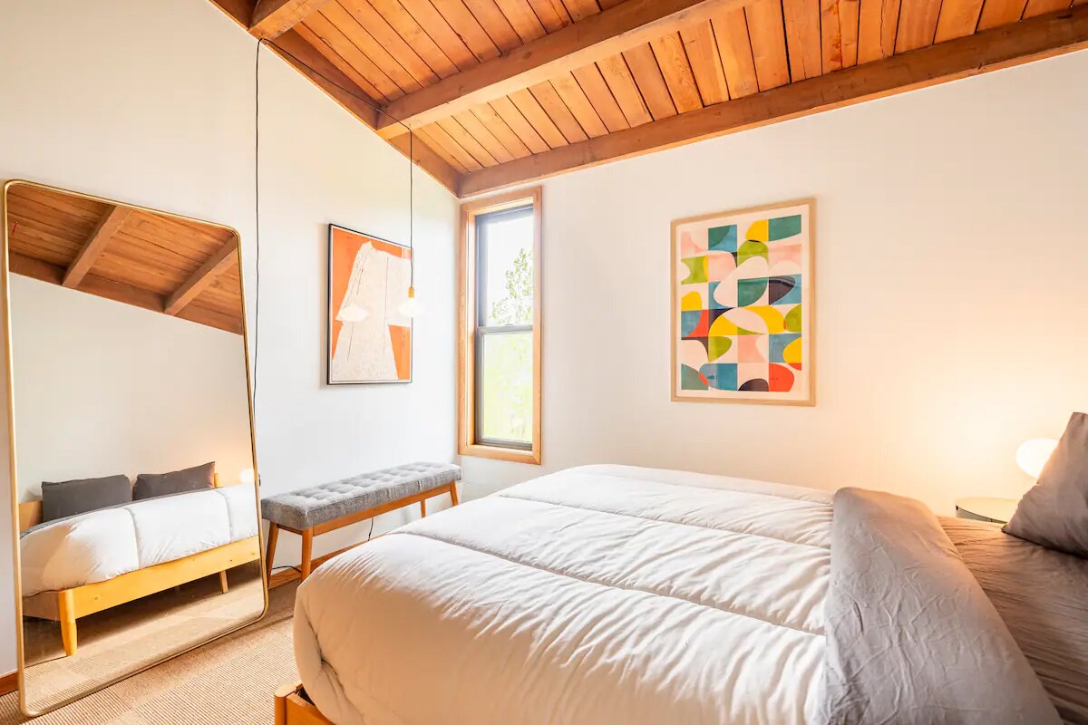 Building Photo - 2200 Lodgepole Cir