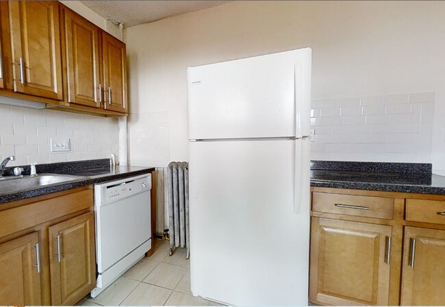 Primary Photo - 431 Cambridge St