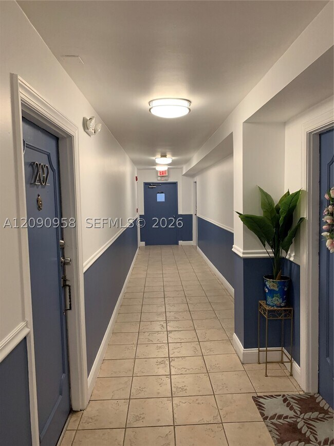 Building Photo - 12290 NE 11th Ct