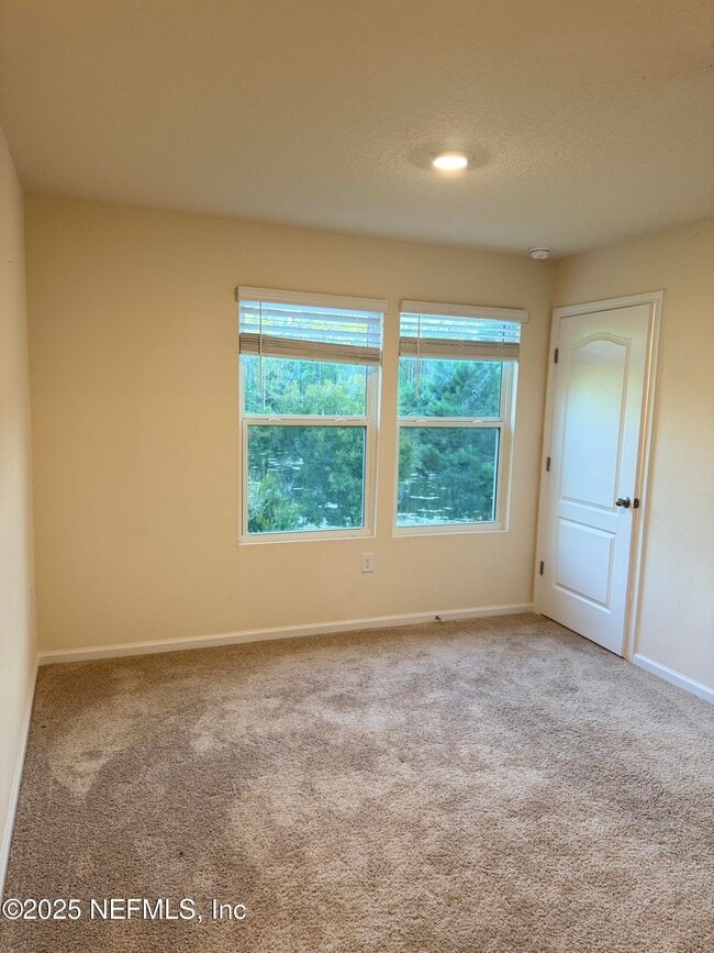Building Photo - 575 Oakleaf Plantation Pkwy