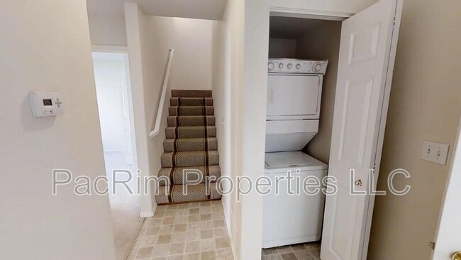 Building Photo - 5740 Sapphire Loop