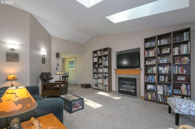 Building Photo - Desirable 3BD Ranch Home in Great Burton L...