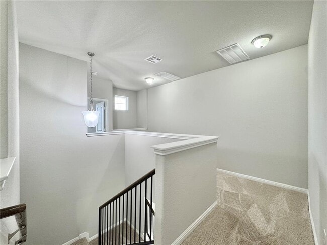 Building Photo - 113 Homily Dr