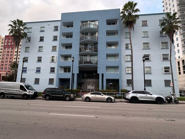 Building Photo - 501 SW 1st St