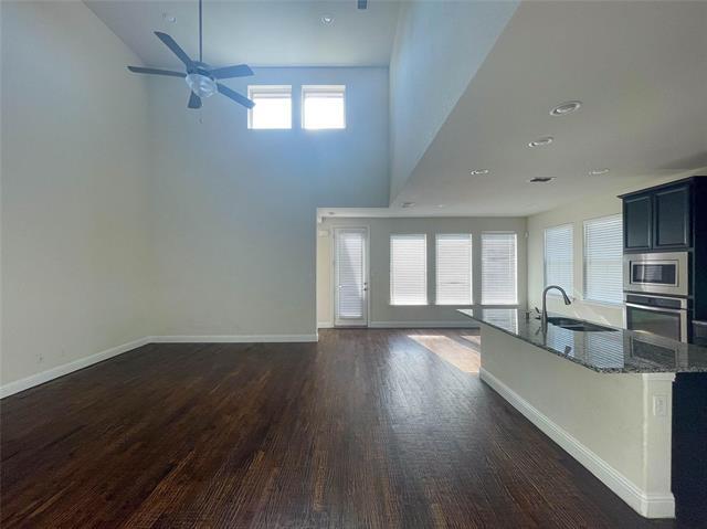 Building Photo - 723 Callaway Dr