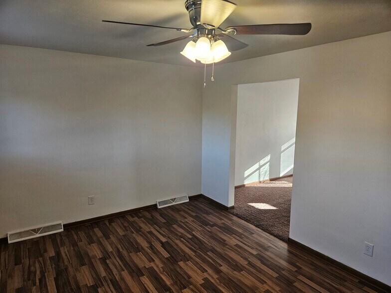 Building Photo - 5246 E Calla Rd