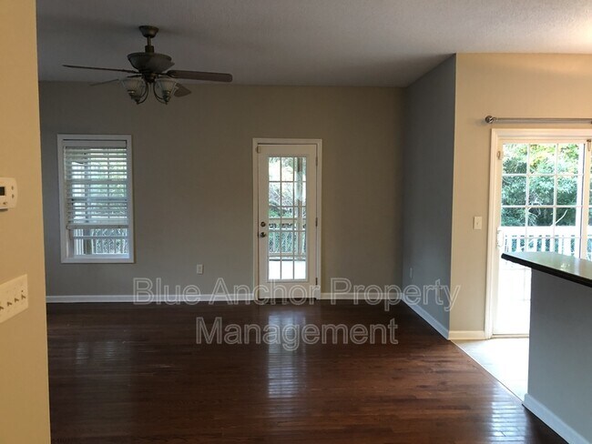 Building Photo - 1343 Chadwick Shores Dr