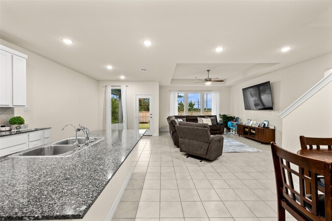 Building Photo - 2873 Terrace Grove Dr