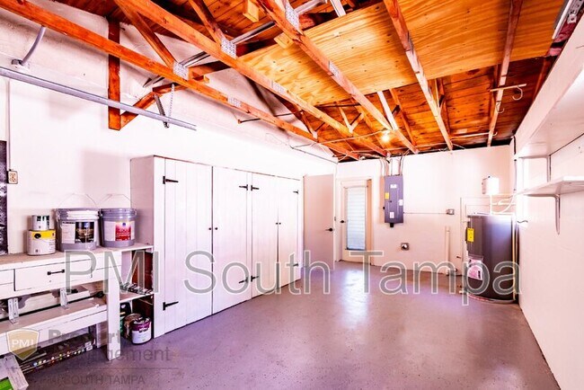 Building Photo - 12174 83rd Ave N