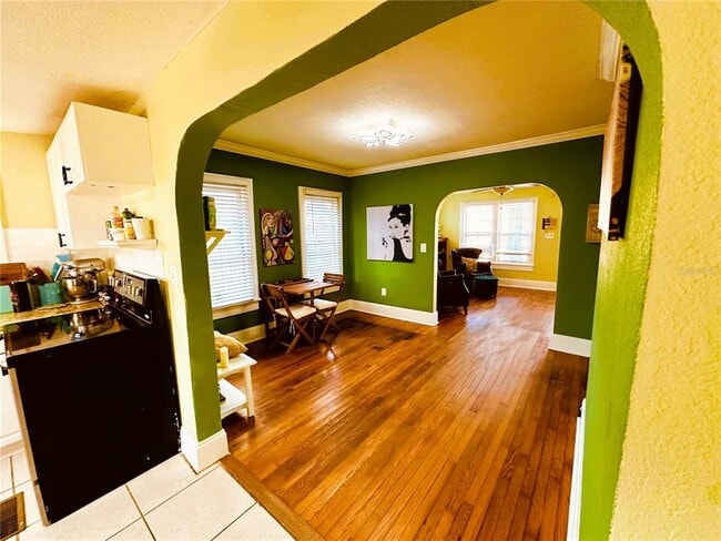 Building Photo - 2540 Dartmouth Ave N