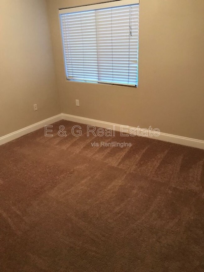 Building Photo - 7021 E Earll Dr