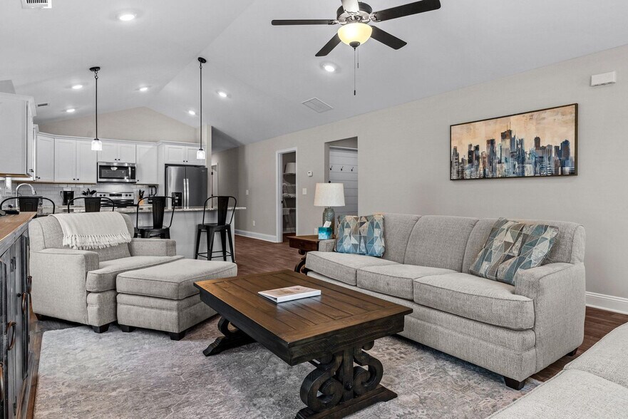 Primary Photo - 5486 Mt Olive Rd