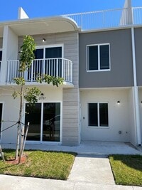 Building Photo - 25707 SW 144th Ave
