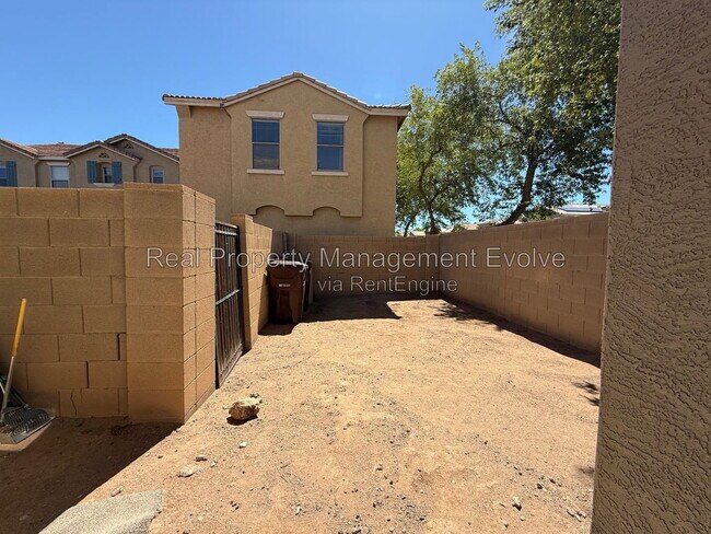 Building Photo - 9503 N 82nd Ln