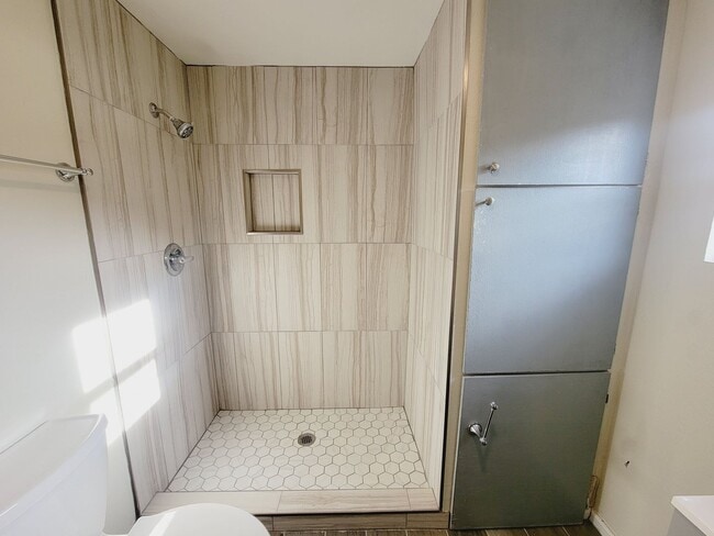 Building Photo - Charming 3 bedroom, 2 bath mobile home in ...