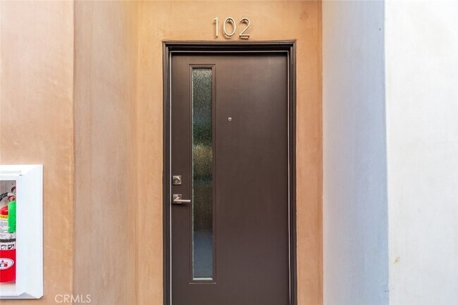 Building Photo - 1212 Viola Ave