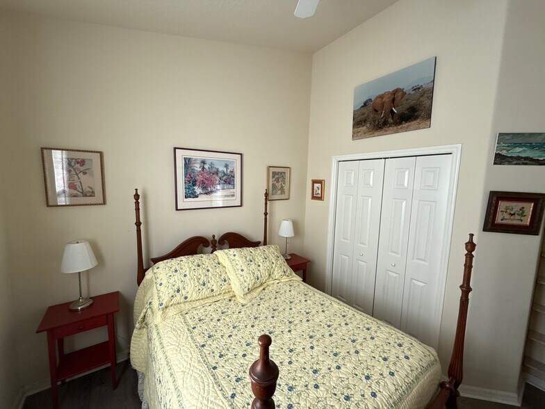 Building Photo - 30 W Doerr Path