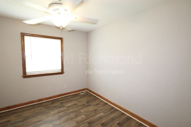 Building Photo - 5601 Eunice Dr