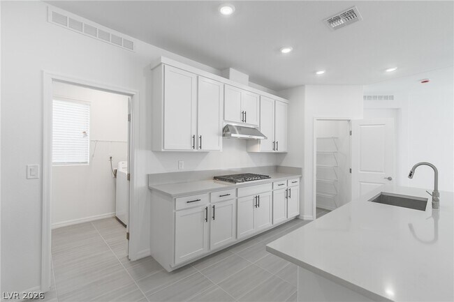 Building Photo - 7685 Vibrant Peak Ave