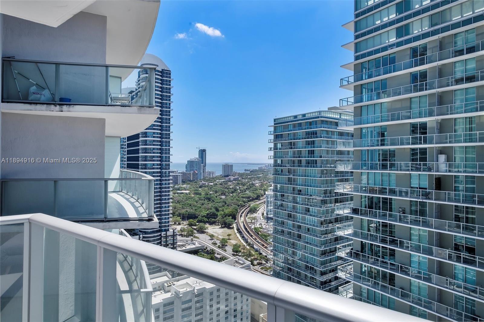 Building Photo - 1100 S Miami Ave